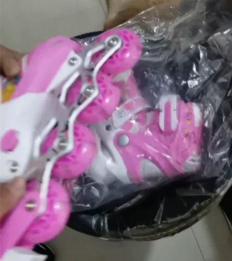 派乐迪品牌2-10岁可以穿全新 感兴趣的话...