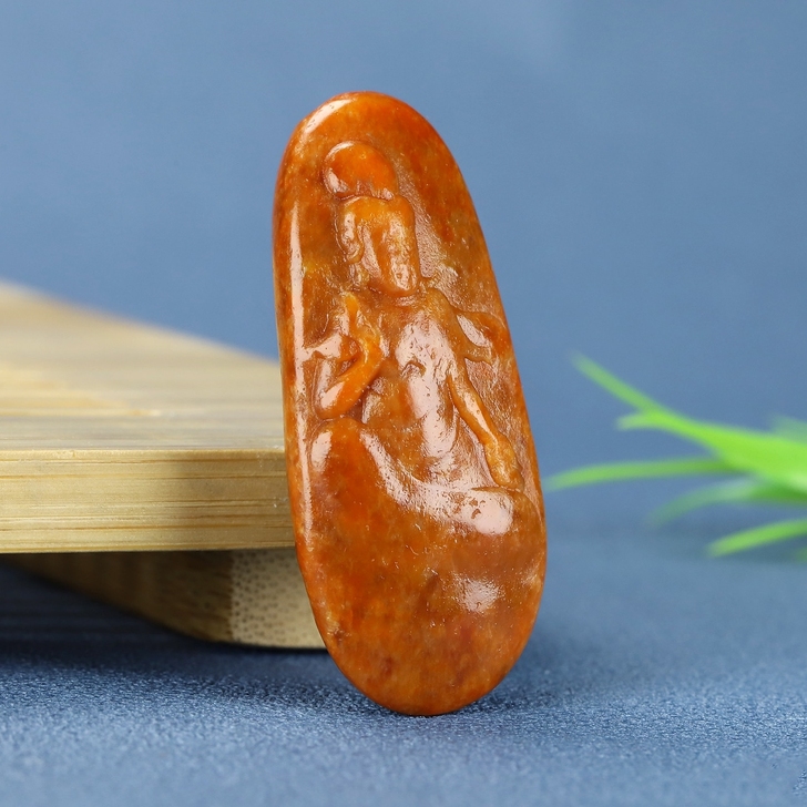 新疆和田玉 红沁石包玉  原石玉雕