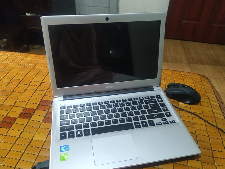 宏碁笔记本电脑i3 3227U GT710...