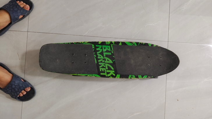 9新,美国进口BLACK MARKET小鱼...