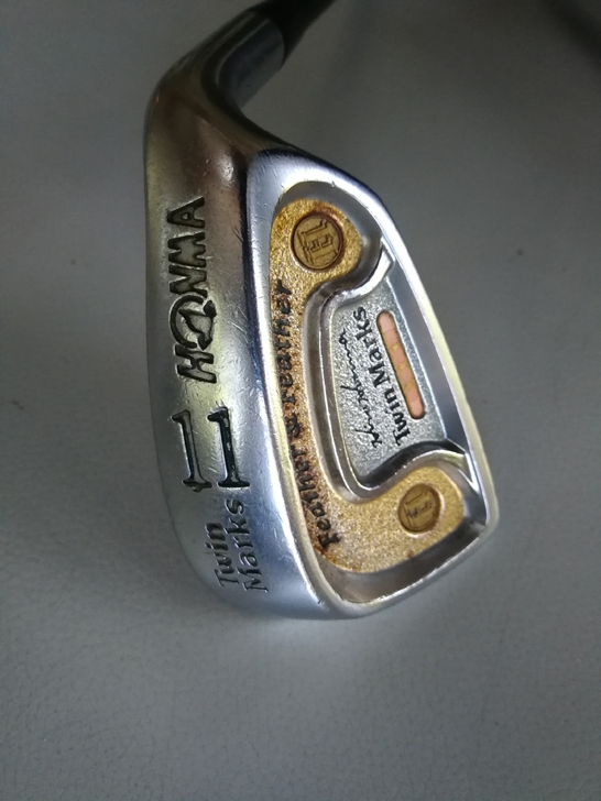 3星Honma，11铁，R级杆身。下场炫杆...