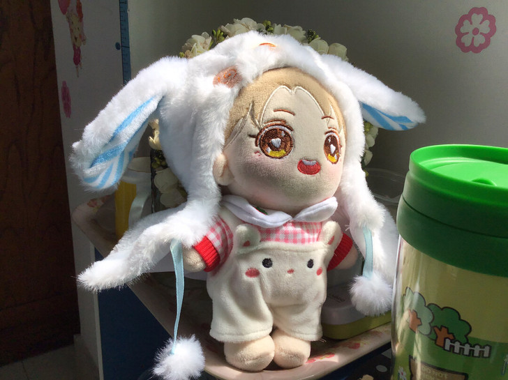 出 灵超的娃娃花音KIRA 配置是 裸娃三...