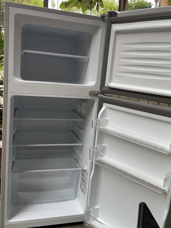 一手新冰箱，要的联系。