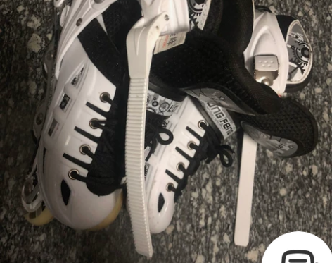 隆峰溜冰鞋 护膝头盔都在 闲置出 M 35...