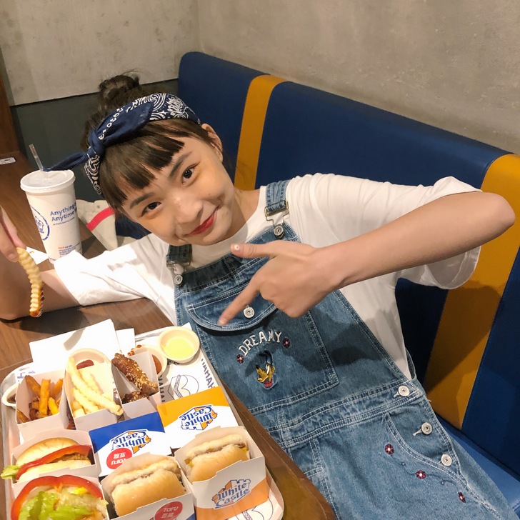 Sinbounboun 休闲裤