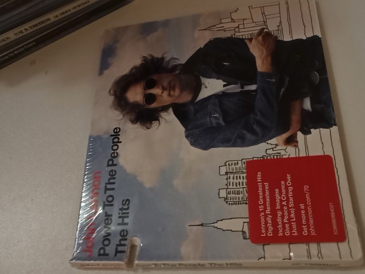 John Lennon，一张原版专辑，全新...