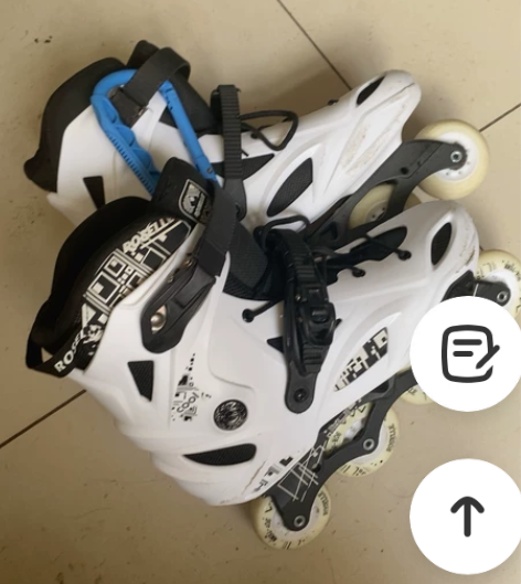 本人大三学生，无轮滑课，转手9成新几乎无磨...