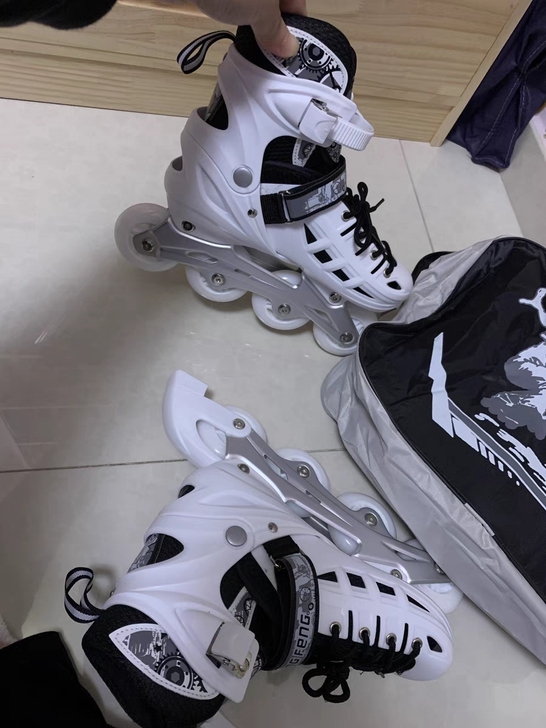 轮滑鞋,大人小孩都能用