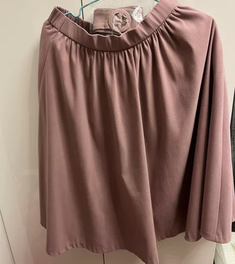 髒粉氣質高腰中裙，腰圍62-66cm， 裙...