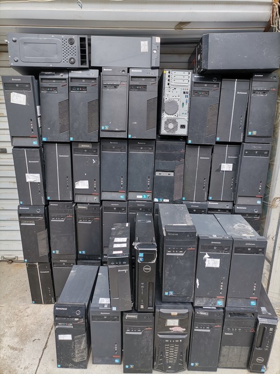 联想品牌机空机箱，一个空机箱有10多斤重，...