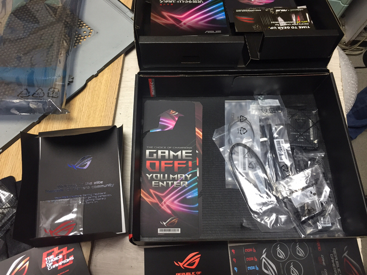 华硕ROG STRIX Z390-H GA...