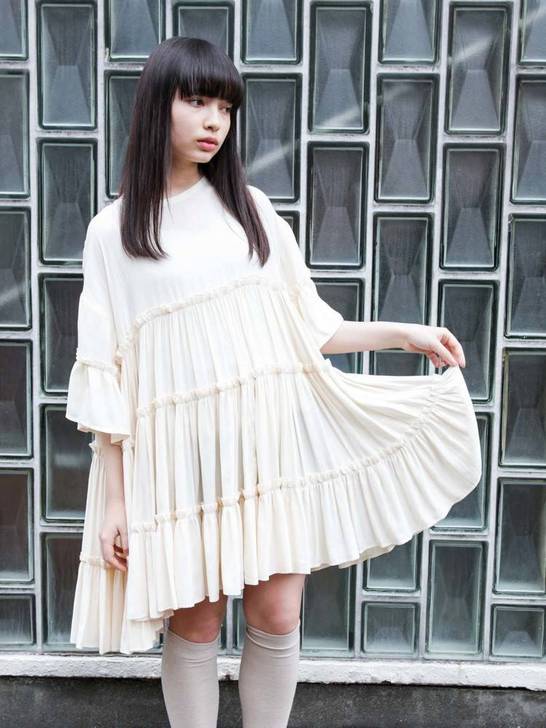 金稻草 日单 MJ小花边蛋糕宽大版连身裙