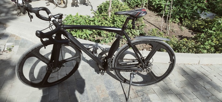 当时买的自行车具体配置真不清楚了就记得变速...