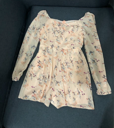 碎花雪纺连体裤，任意两件包邮不退换 感兴趣...