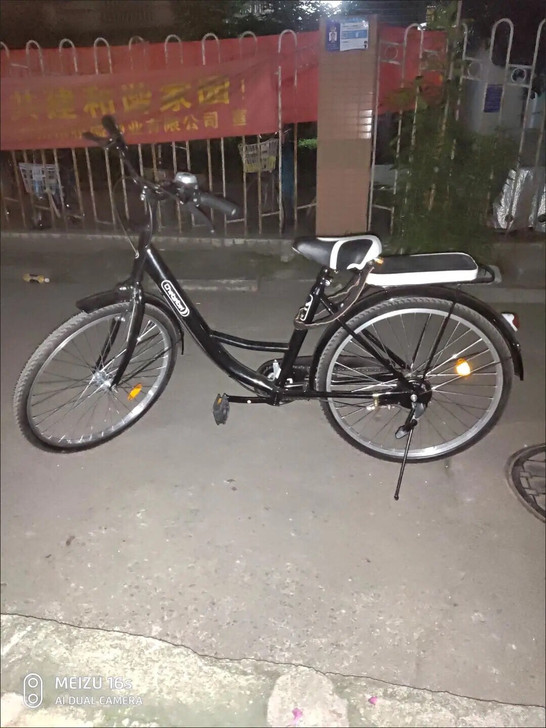 全新单车，24寸，26寸都有包邮24寸黑，...