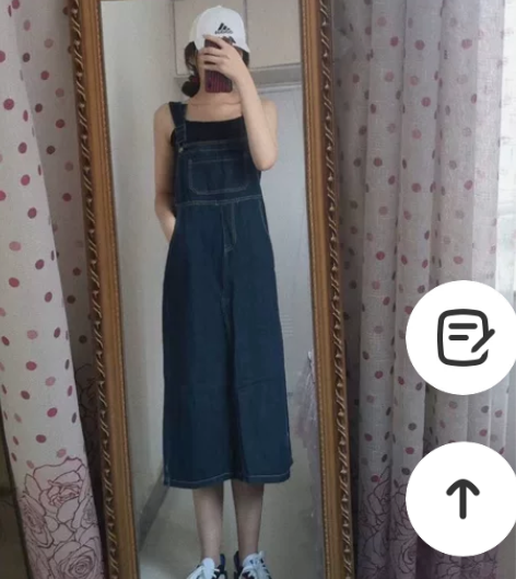 背带牛仔裤 图片是我实拍 全新 实体店二百...