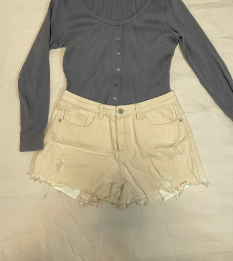 嫩粉色牛仔短裤热裤,L码,仅出短裤,可以参...