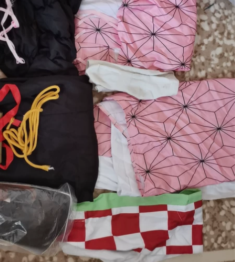 鬼灭之刃弥豆子cos服,穿过两次,有清洗。...