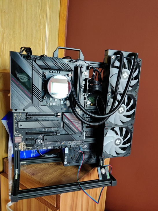 rog b560e主板 11700f 利民...