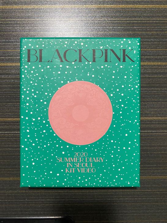 blackpink夏日日记，几乎全新，可小刀