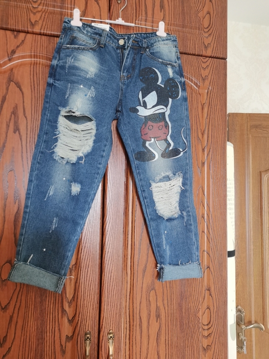 牛仔裤  卫裤  清衣柜   25元一条 ...