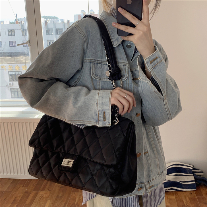 女包包2020新款菱格大容量尼龙包复古链条...
