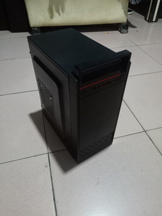 电脑主机便宜出,i3-4150,8g内存,...