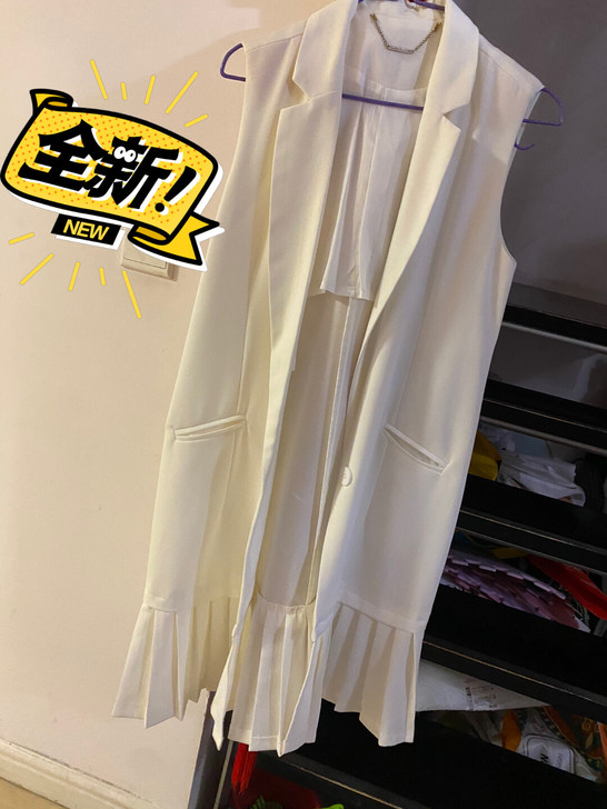 韩国货。家里太多衣服穿不过来。L尺码。实体...