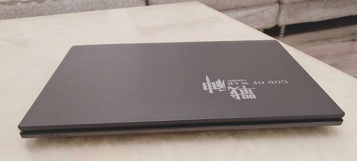 95新神舟战神游戏本便宜出售了，买的时候3...
