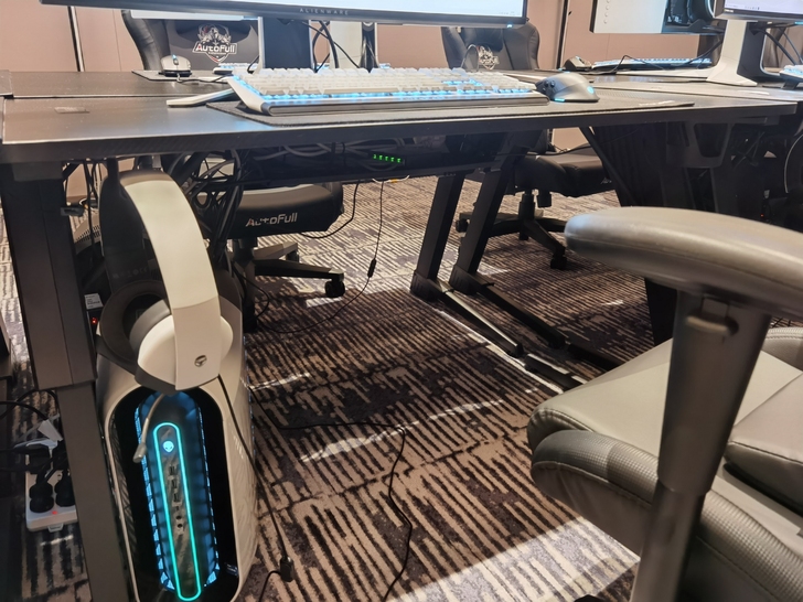 外星人品牌电脑主机Alienware 主机...