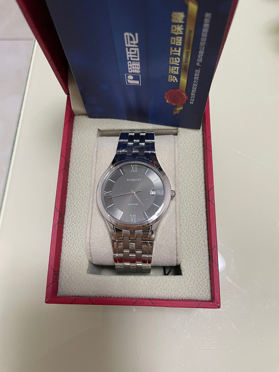 全新罗西尼石英男士手表，买后未带过，表盘封...