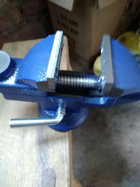 家用台虎钳多功能，低价转让全新，这是50型...