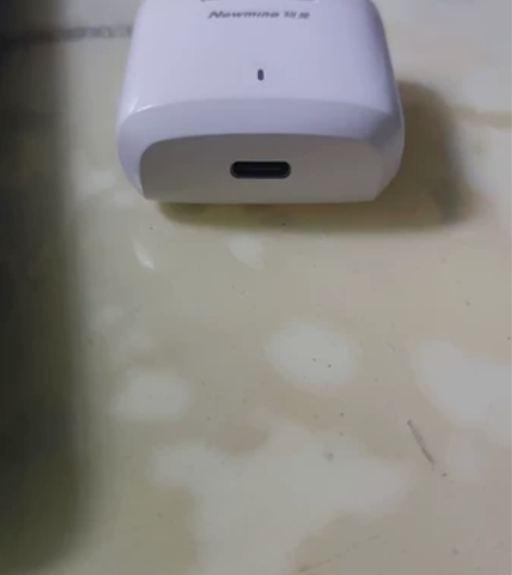 纽曼TWS-x5，2021年底买的 右耳机...