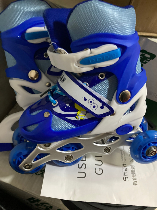 本来买给我小儿子溜，不敢溜，一次都没用过，...