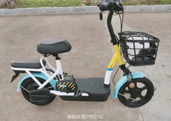 车是个人的，工作调动现在便宜点出售 刚买一...