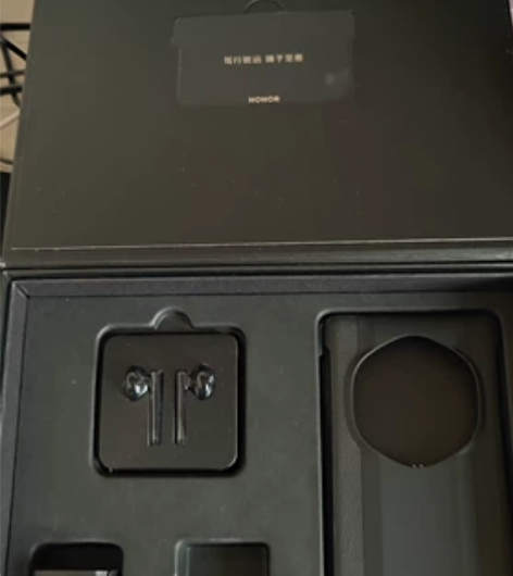 荣耀MAGIC3至臻版包装盒子带耳机手机壳...