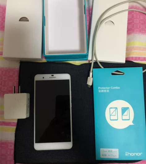 荣耀6plus,3+16g,移动4g版,成...