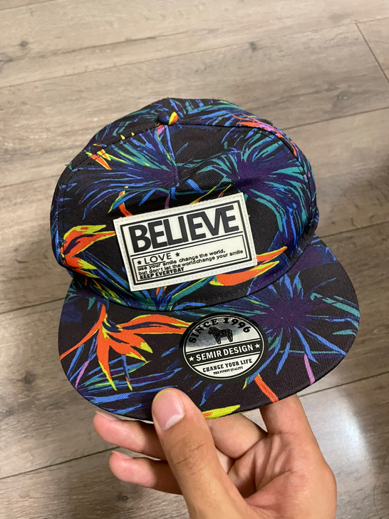 帅气森马帽子 姐姐生日送的就带了一次 不大...