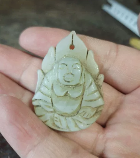 玉雕佛像 感兴趣的话点“我想要”和我私聊吧～