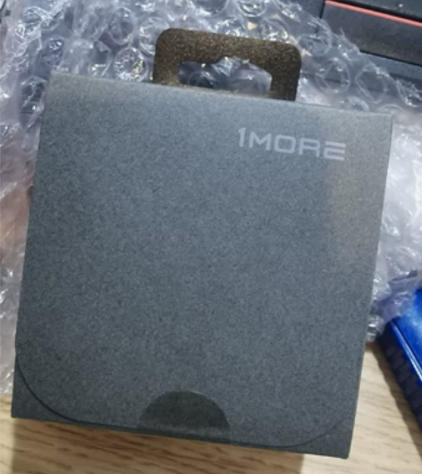 包邮全新未拆万魔1more耳机尊享版 灰色...