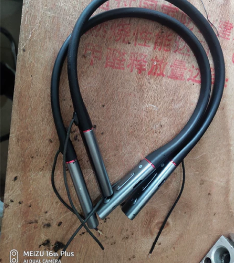 万魔1001BT头梁，没有耳机单元，电源键...