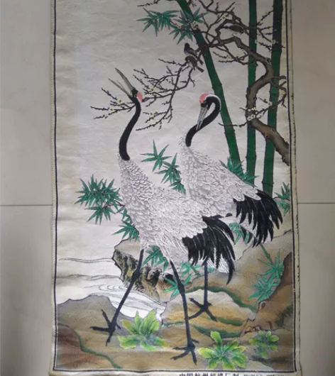 刺绣画，尺寸: 47x70公分，新旧如图所...