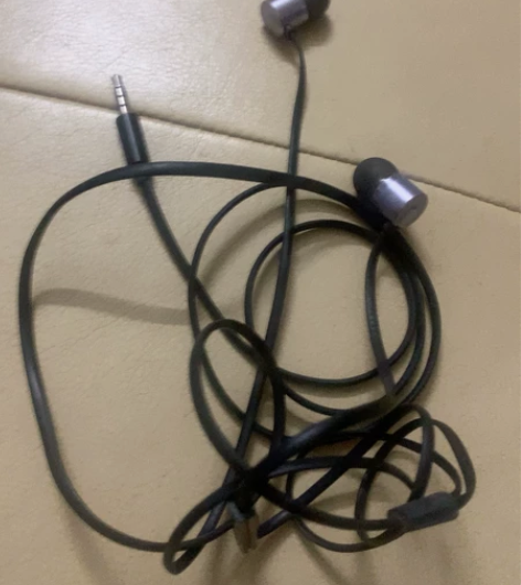 一加耳机，音质还很nice 感兴趣的话点“...