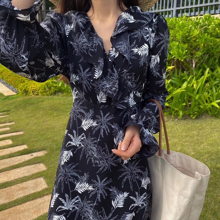 轻奢法式连衣裙女，袖子有点小抽线，单拍不发...