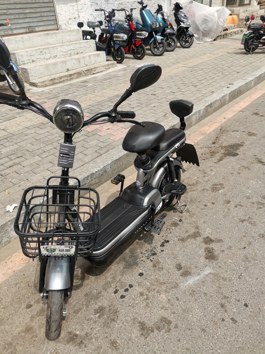 绿源电动车！48V20原厂星恒锂电！一年多...