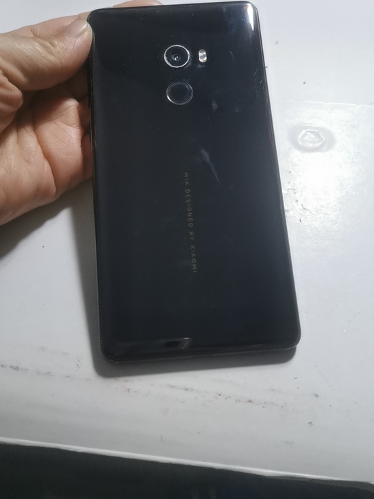 小米 X 2  运存6+128，安卓版本9...