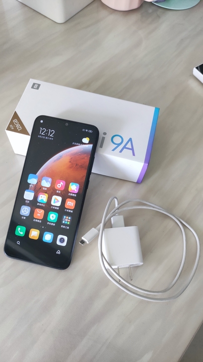 红米9A 4+128版本，3月购买，买来基...