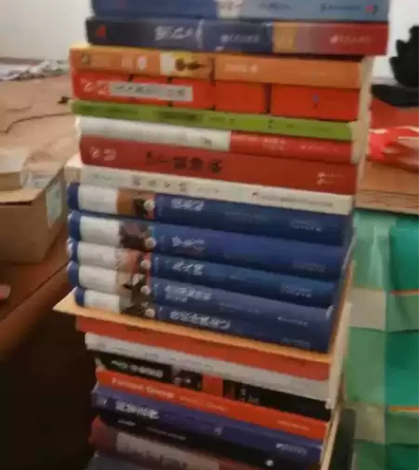 清理旧书……小说杂志，科普，历史，心理学，...