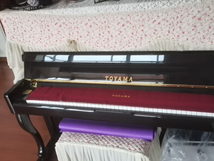 TOYAMA钢琴，有意私聊，同城自提。