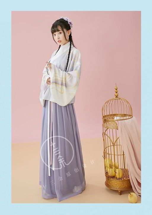 【十三余 小豆蔻儿】[流风回雪]印花交领短衫